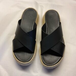 FITFLOP Black Leather Espadrille Slip on Sandals 8M